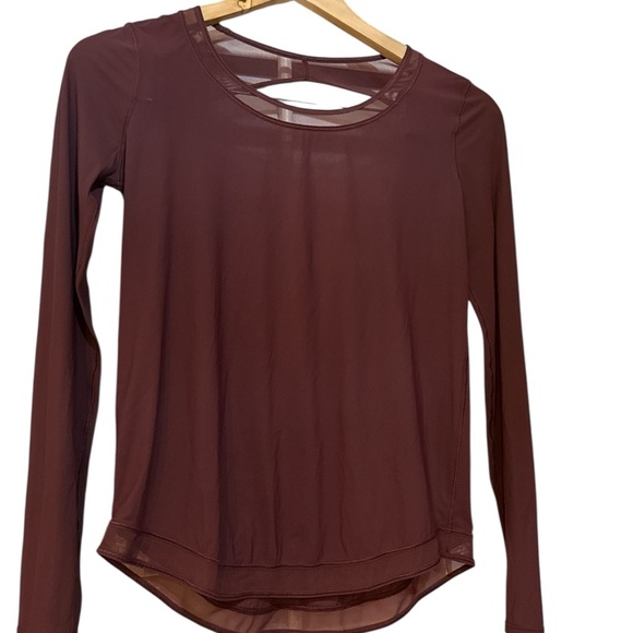 Lululemon Long Sleeve Open V Back Mesh Trim 4 - Picture 2 of 4
